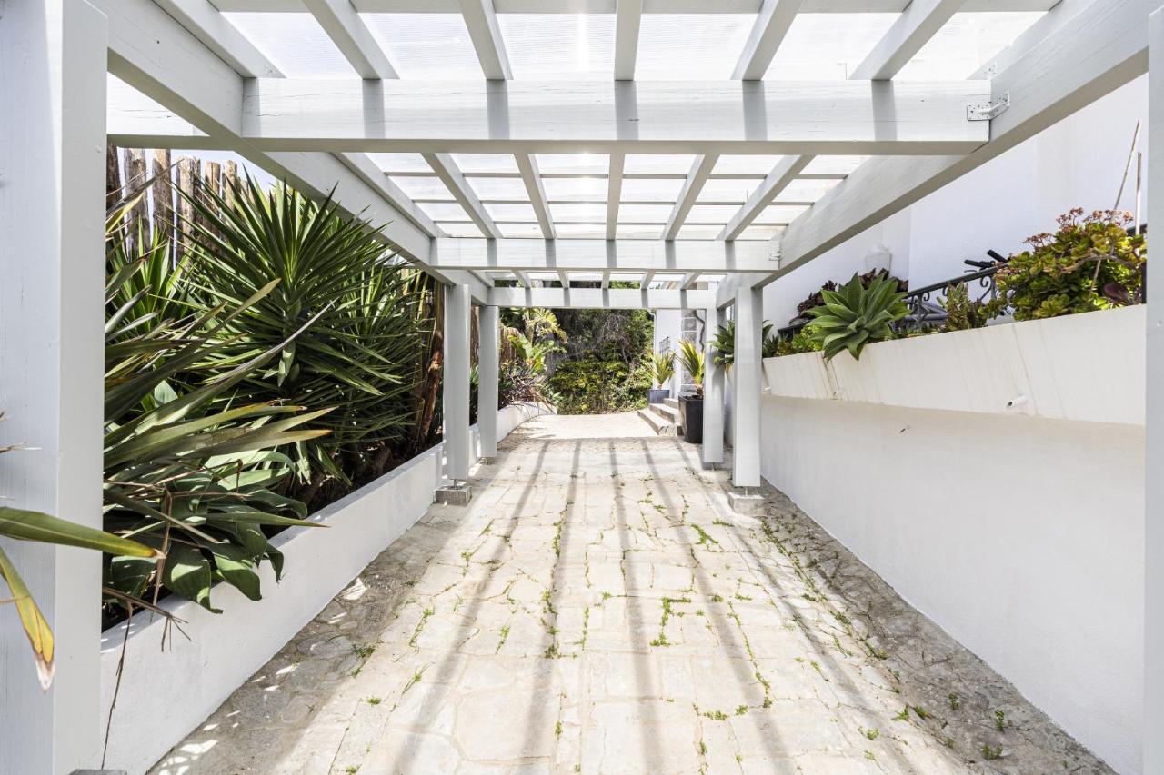 Estoril Contemporary Garden By Cadenzalux Villa Cascais