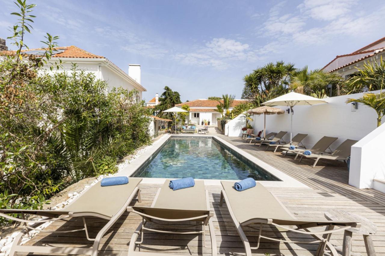 Estoril Contemporary Garden By Cadenzalux Villa *