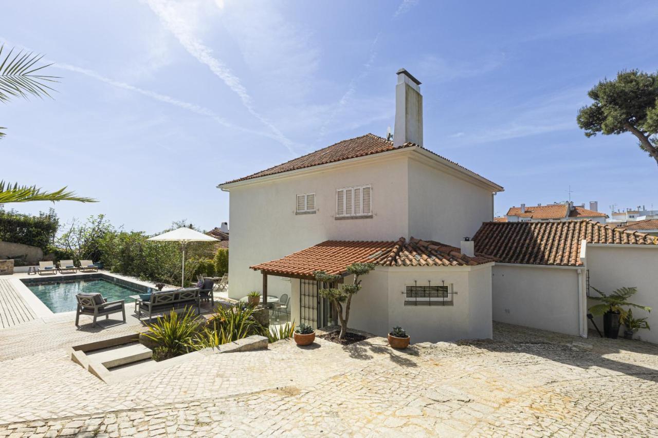 Estoril Contemporary Garden By Cadenzalux Villa