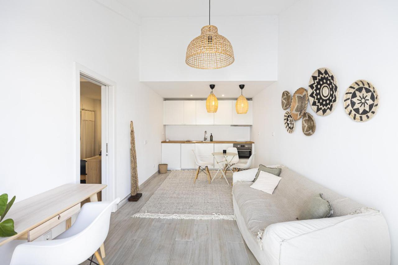Villa Estoril Contemporary Garden By Cadenzalux
